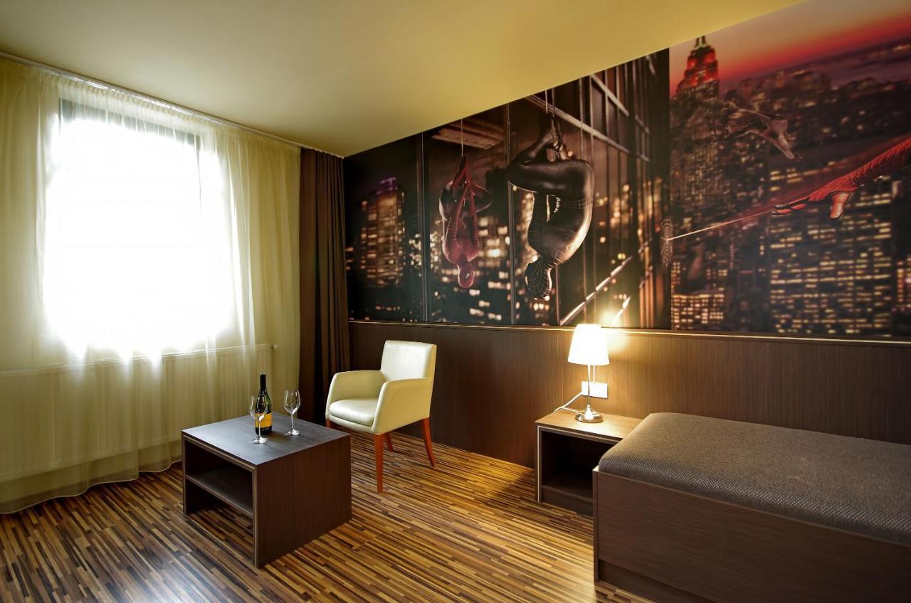 Corvin Apartman ギュラ エクステリア 写真